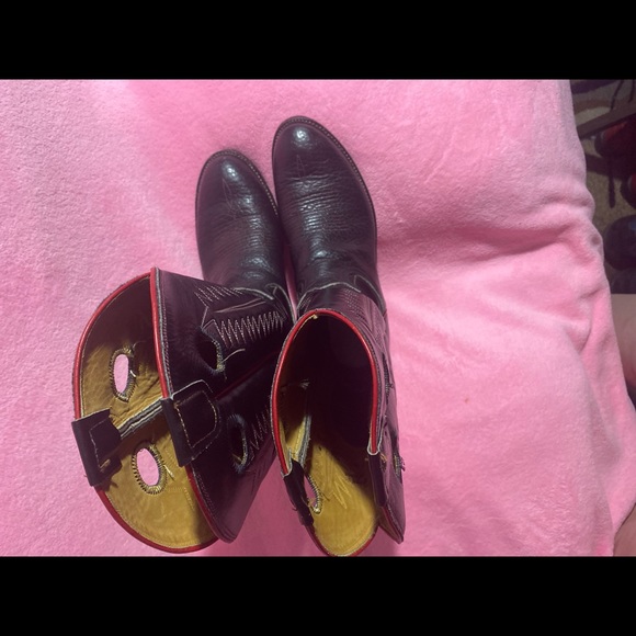 Size 5.5 Rare Vintage Black with red accented threading Tony Lama Cowboy boots - Picture 5 of 12